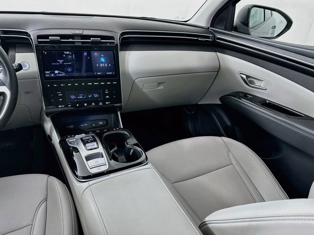 Certified 2022 Hyundai Tucson Limited FWD image 24