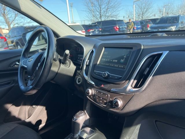 Used 2018 Chevrolet Equinox LT image 34