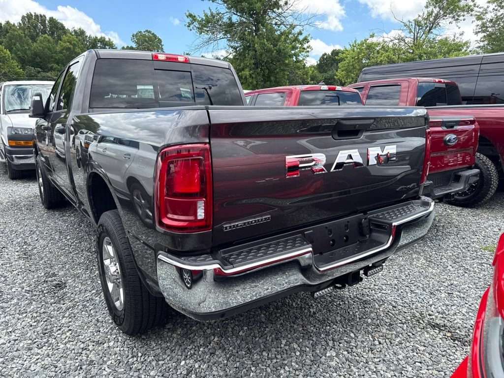 Used 2025 RAM 3500 Big Horn AWD/4WD image 4