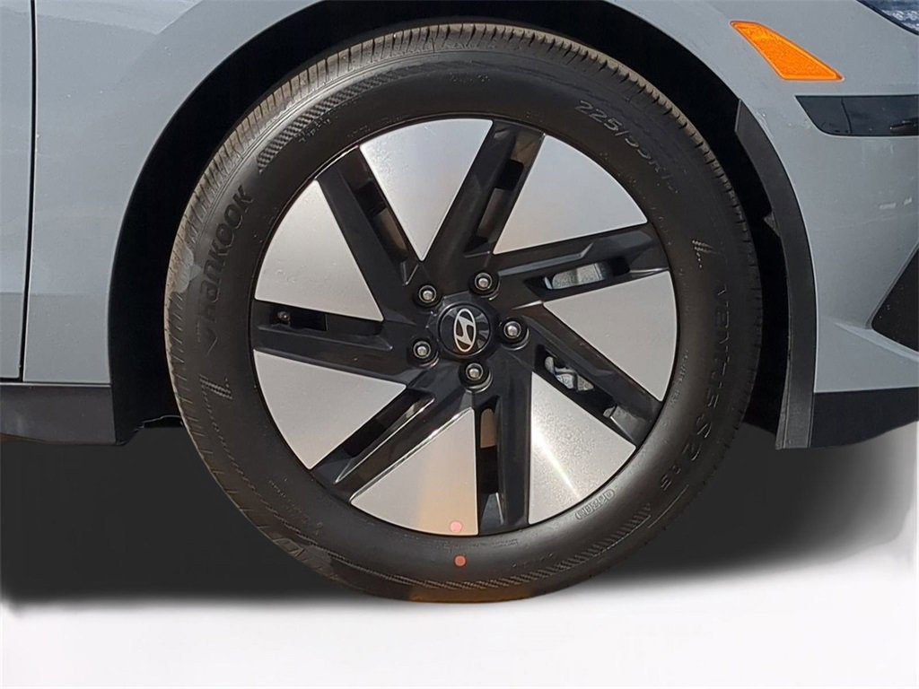 New 2025 Hyundai Ioniq 6 SE image 11