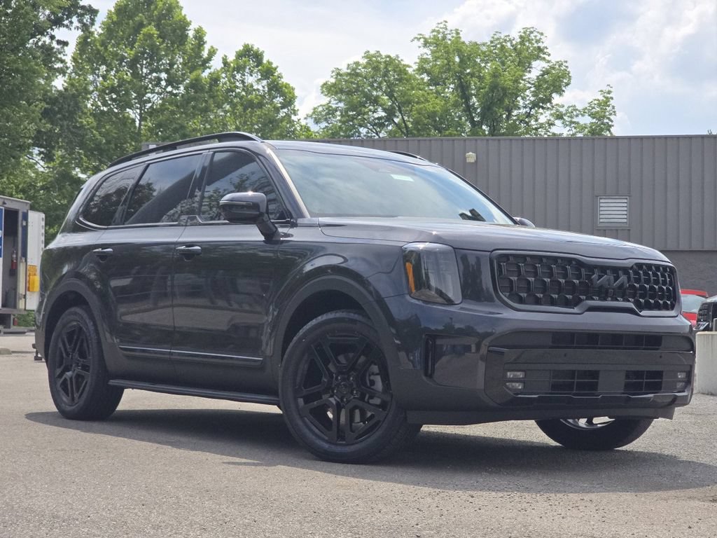 Used 2025 Kia Telluride SX Prestige X-Line AWD/4WD image 2