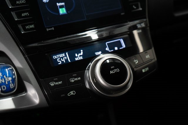 Used 2016 Toyota Prius V Four image 23