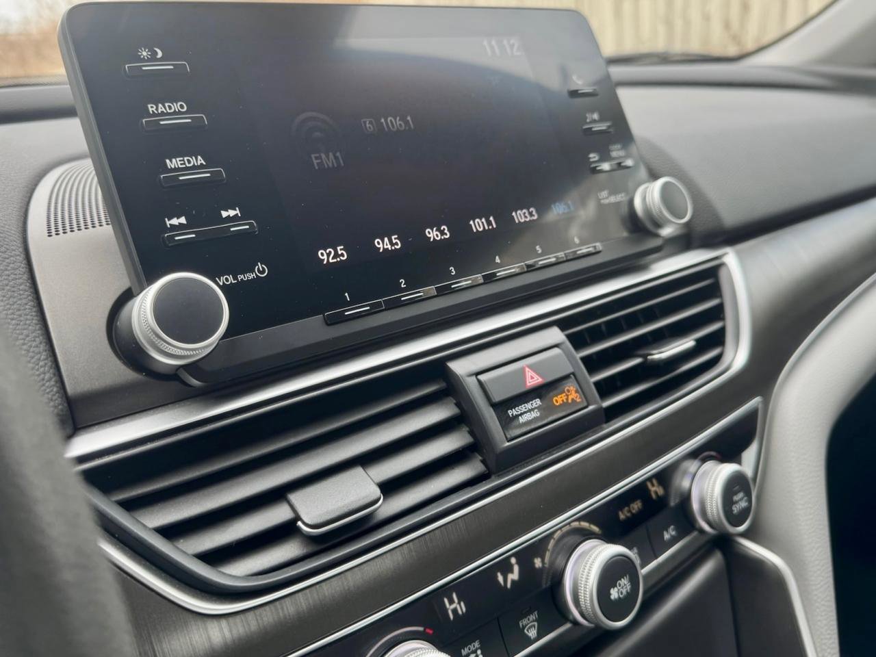 Used 2019 Honda Accord LX image 32