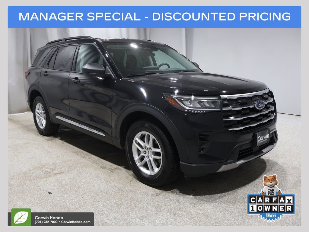 Used 2025 Ford Explorer Active image 1