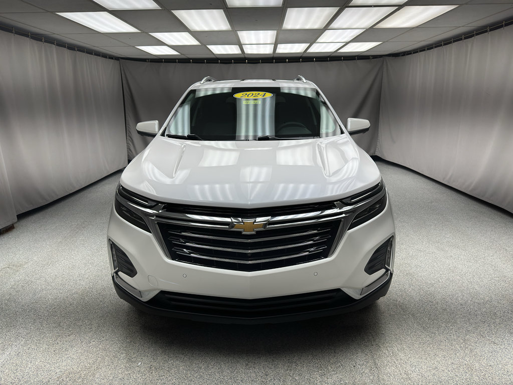 Used 2024 Chevrolet Equinox Premier AWD/4WD image 6