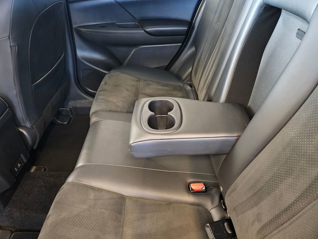 Used 2024 Mitsubishi Eclipse Cross SE image 27