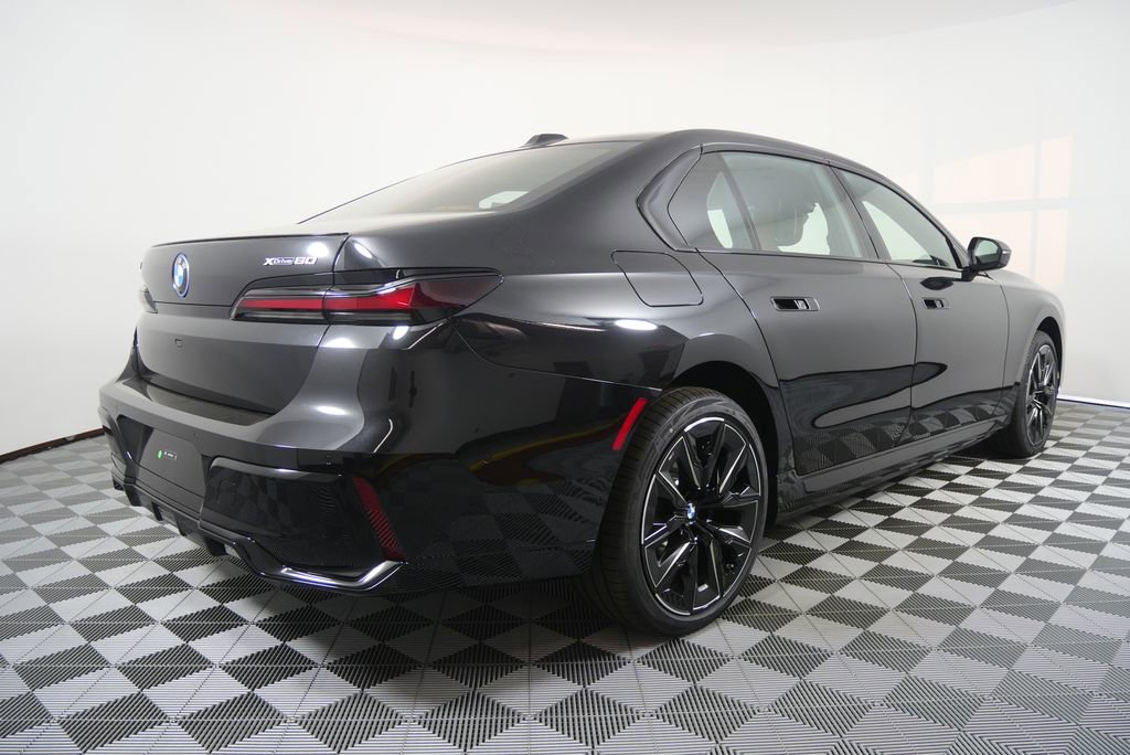 New 2026 BMW i7 xDrive60 w/ Executive Package AWD/4WD image 3