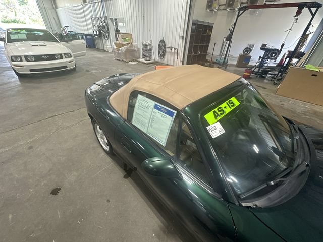 Used 1999 MAZDA MX-5 Miata RWD image 31