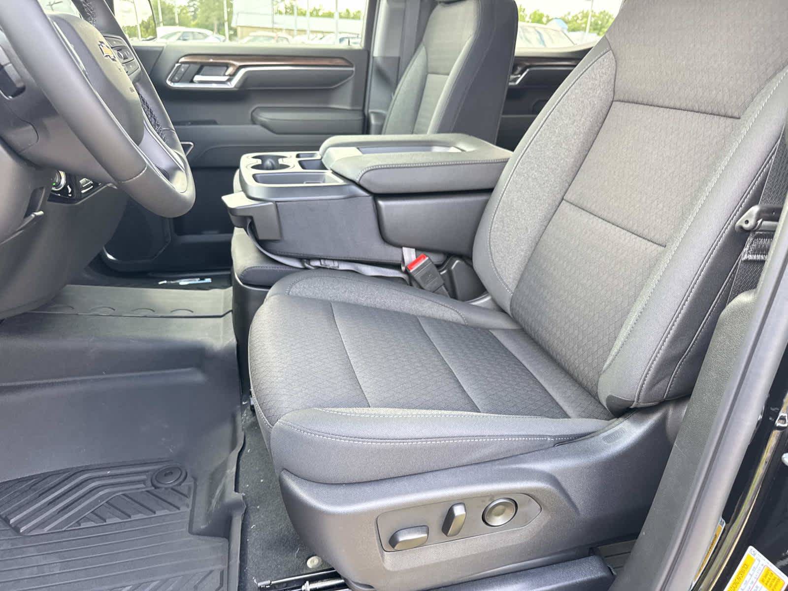 New 2026 Chevrolet Silverado 1500 LT AWD/4WD image 11
