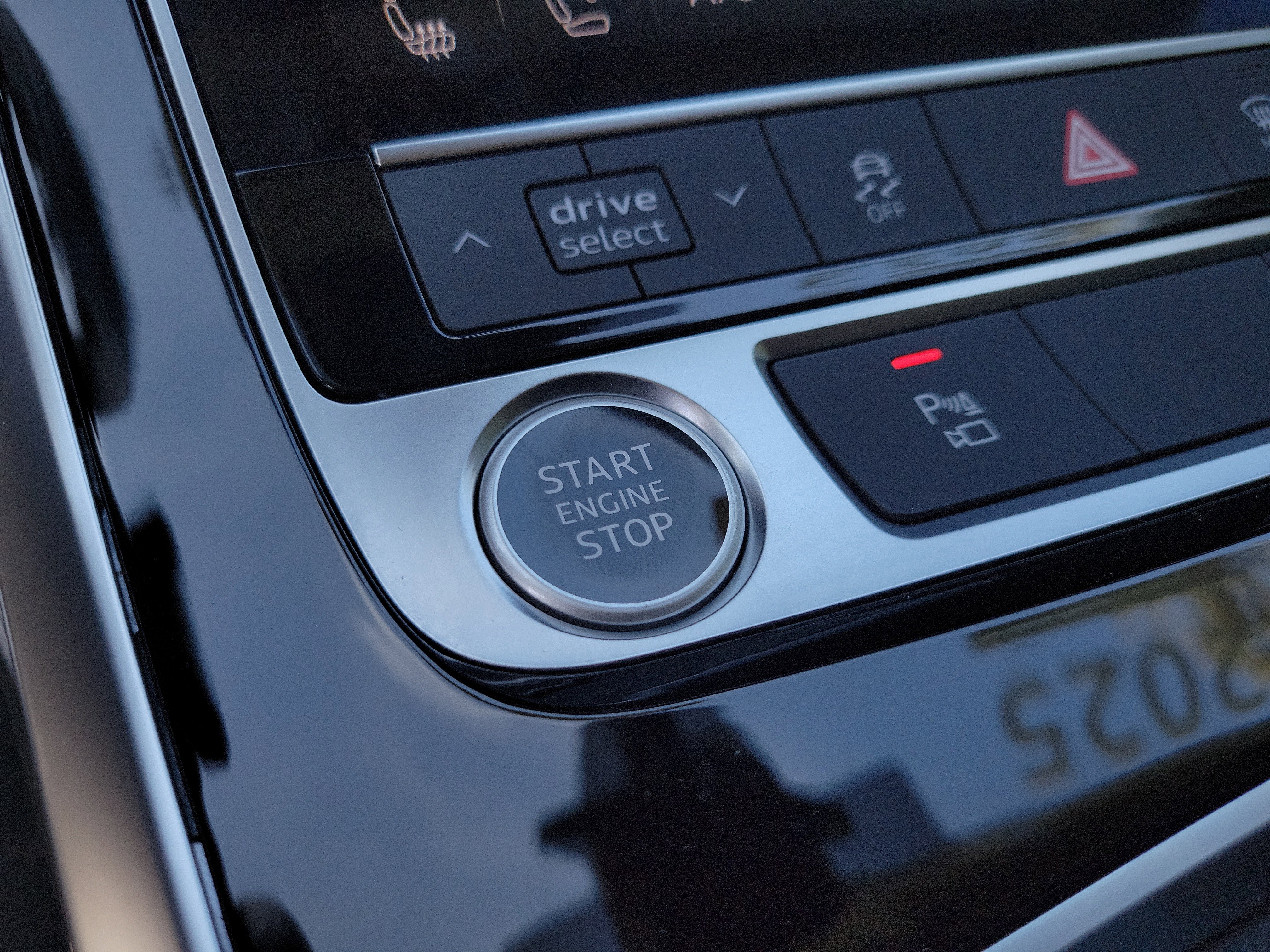 Certified 2025 Audi Q8 Premium Plus image 35