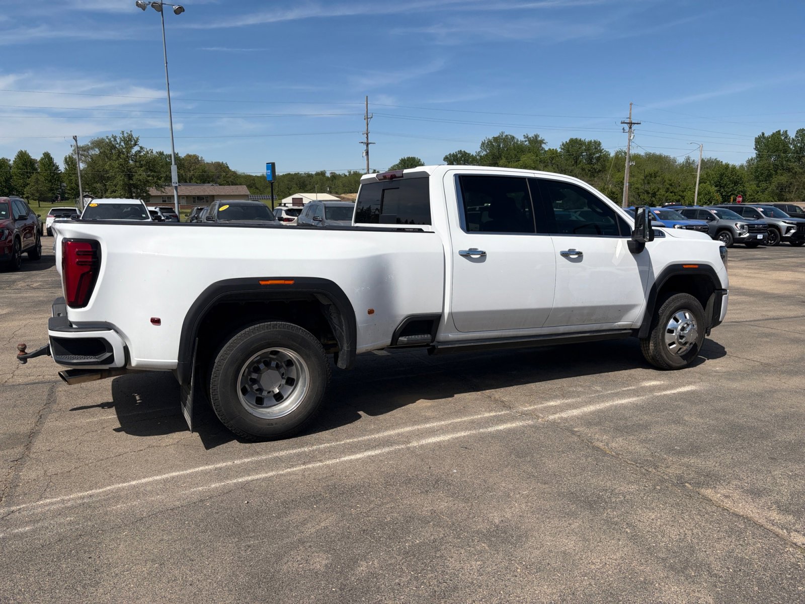 Used 2024 GMC Sierra 3500 Denali w/ Denali Reserve Package AWD/4WD image 25