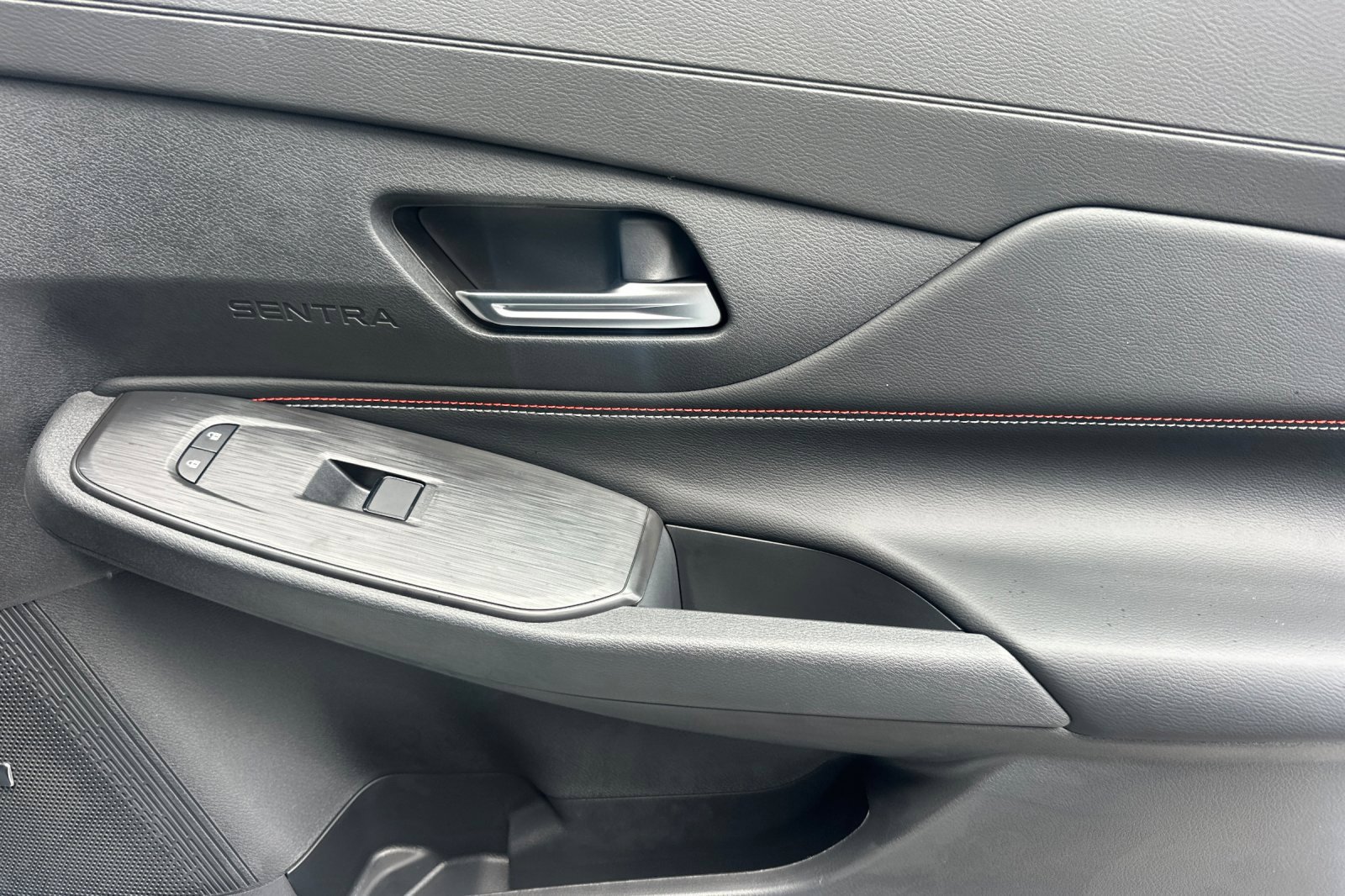 New 2027 Nissan Sentra SR w/ SR Premium Package FWD image 18