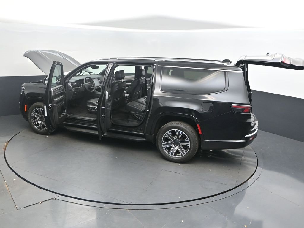 Used 2024 Jeep Wagoneer L Series II w/ Flexible Seating Group image 49