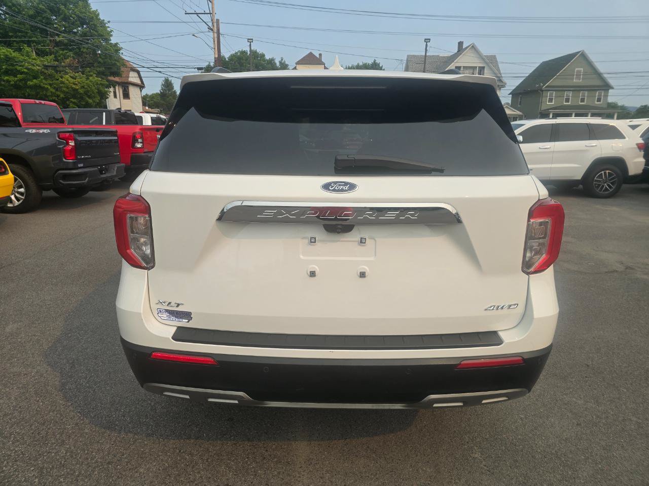 Used 2022 Ford Explorer XLT w/ Equipment Group 202A AWD/4WD image 20