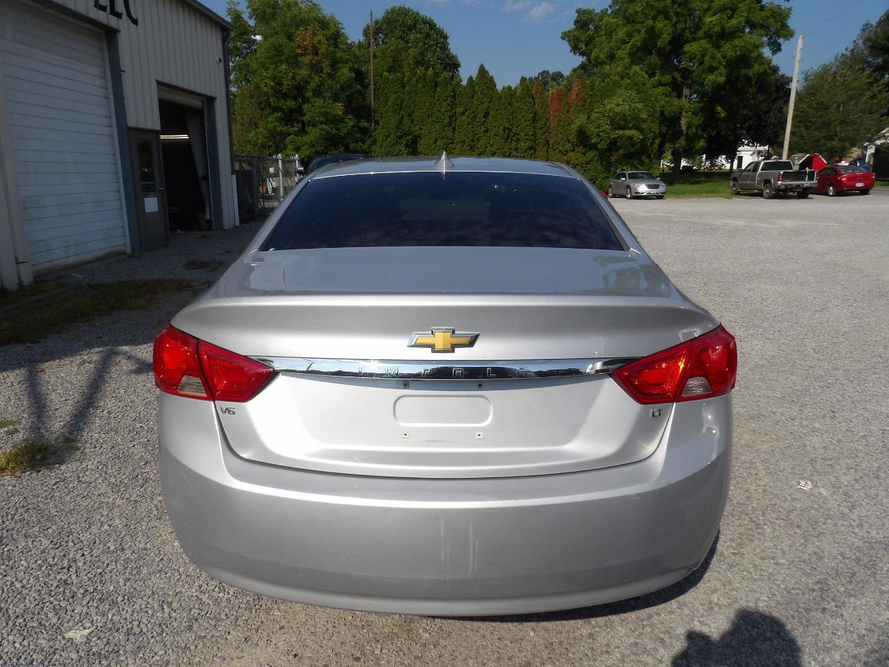 Used 2018 Chevrolet Impala LT FWD image 4