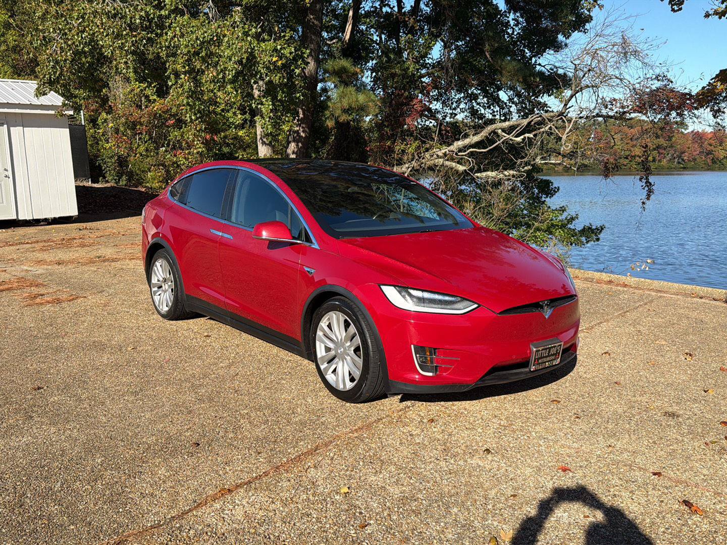 Used 2016 Tesla Model X 75D AWD/4WD image 2