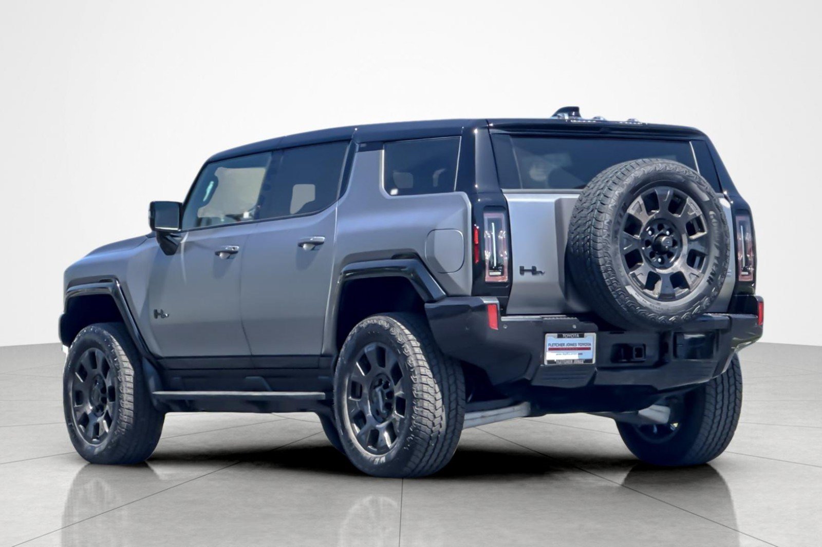 Used 2026 GMC Hummer EV 3X w/ Carbon Fiber Edition Package AWD/4WD image 3