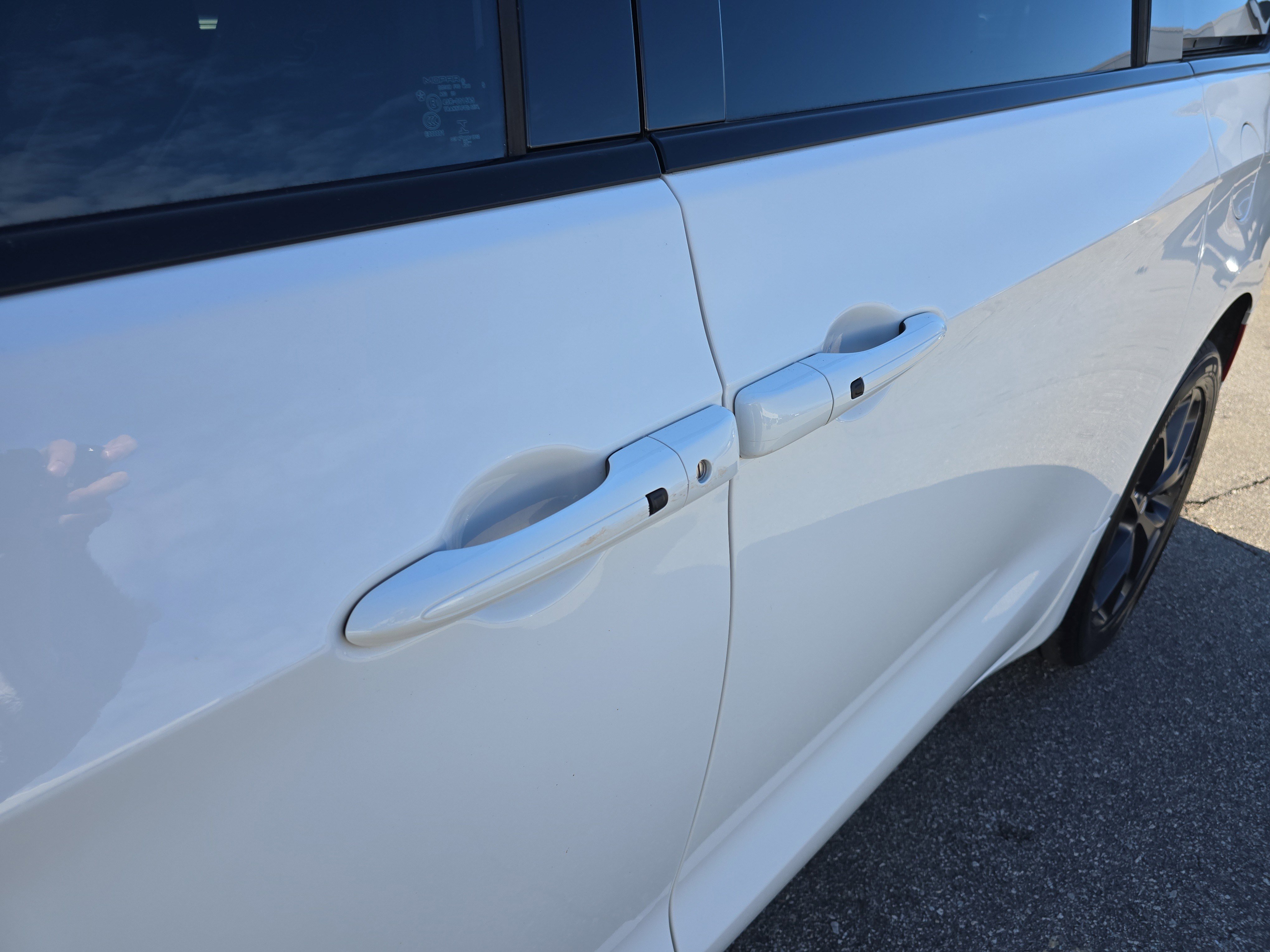 Used 2022 Chrysler Pacifica Touring-L w/ S Appearance Package image 14