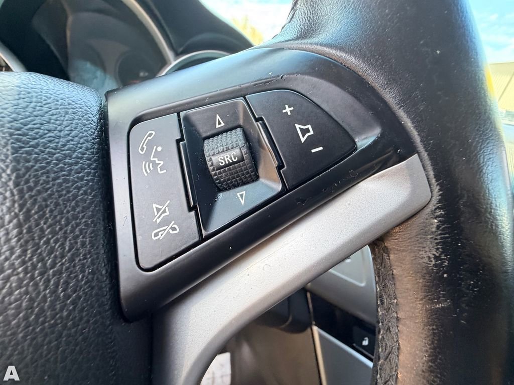 Used 2013 Chevrolet Cruze LT FWD image 11