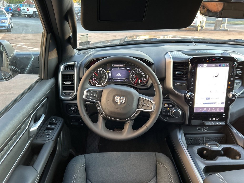 New 2025 RAM 1500 Big Horn AWD/4WD image 16