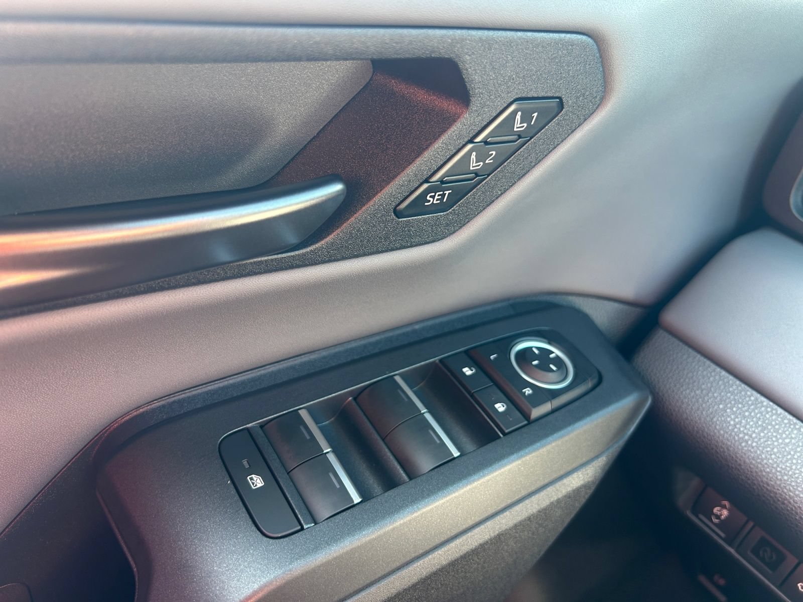 New 2026 Toyota RAV4 XSE AWD/4WD image 16