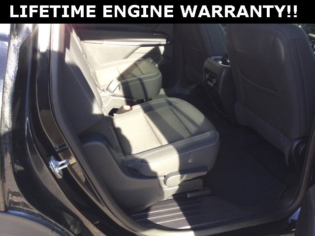 Used 2025 Chevrolet Traverse LT image 26