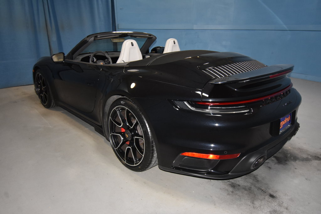 Certified 2021 Porsche 911 Turbo AWD/4WD image 3