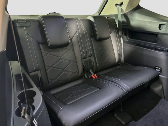 Certified 2025 Volkswagen Atlas SE AWD/4WD image 29