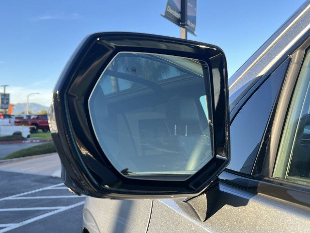 Used 2025 Chevrolet Tahoe Z71 w/ Comfort Package image 21