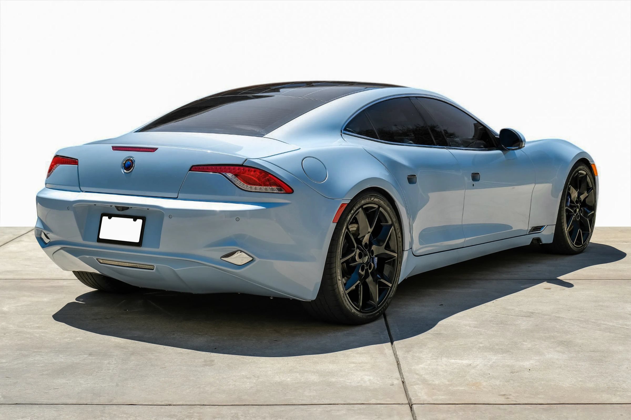 Used 2018 Karma Revero Luxury RWD image 6