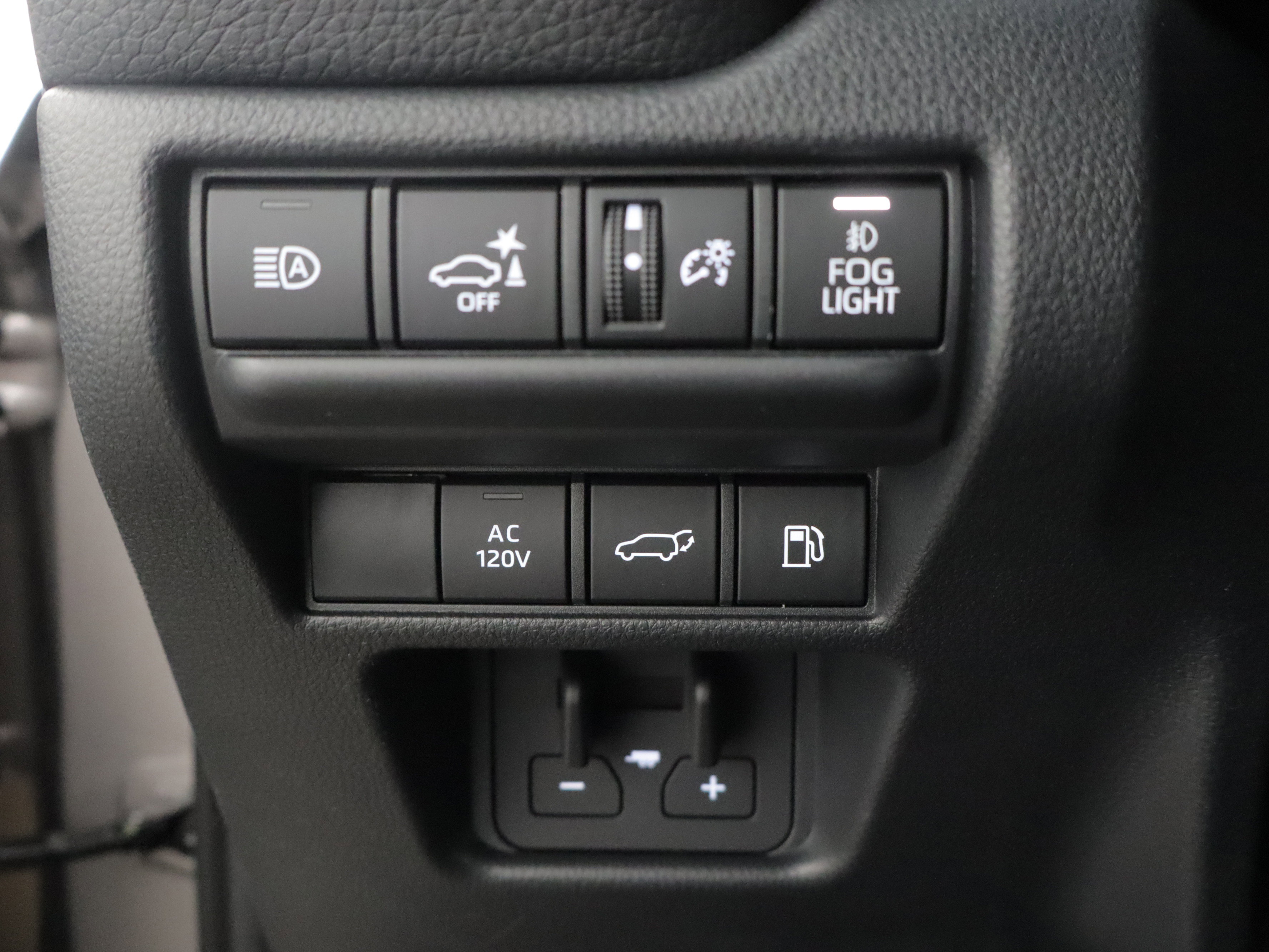 New 2026 Toyota Land Cruiser w/ Premium Package AWD/4WD image 19