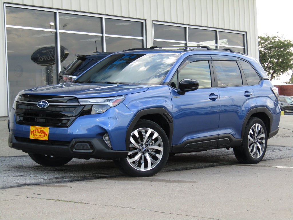 Used 2025 Subaru Forester Touring AWD/4WD image 12