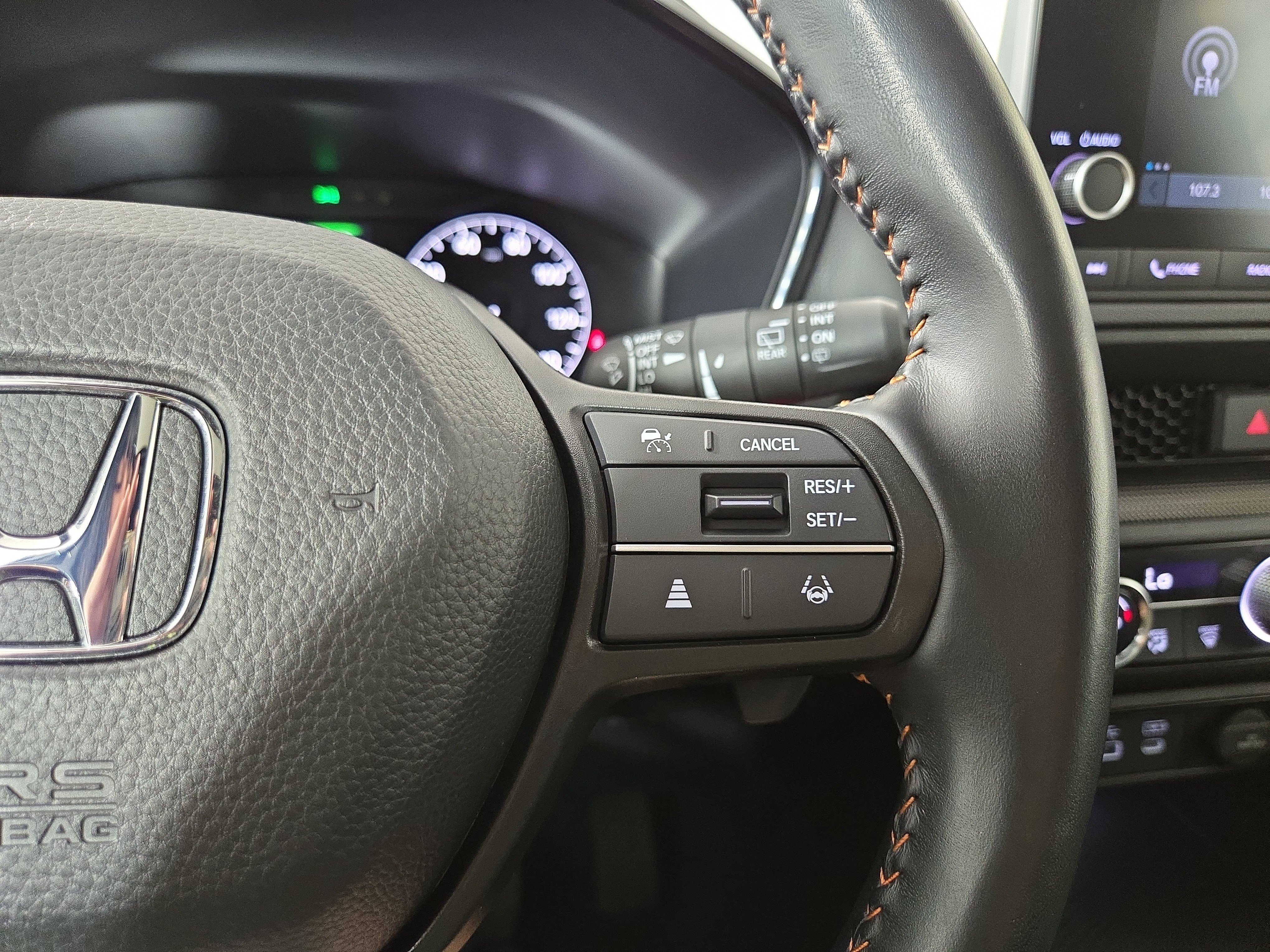 Used 2025 Honda CR-V Sport image 17