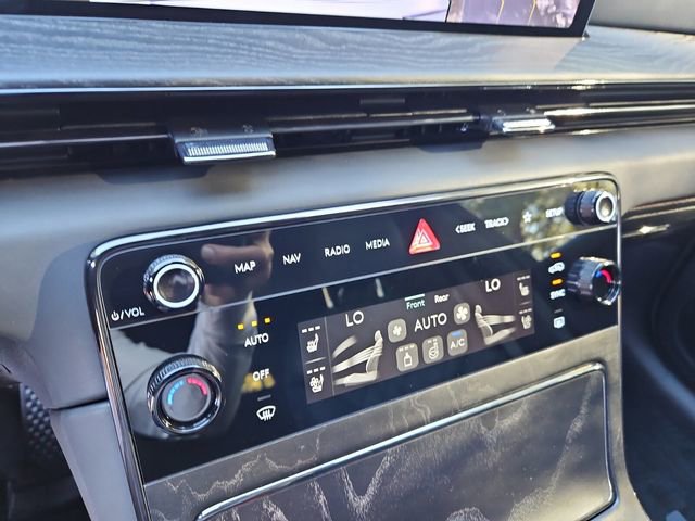 New 2026 Genesis GV80 3.5T Prestige image 13