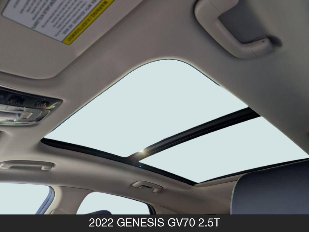 Used 2022 Genesis GV70 2.5T w/ Advanced Package AWD/4WD image 21