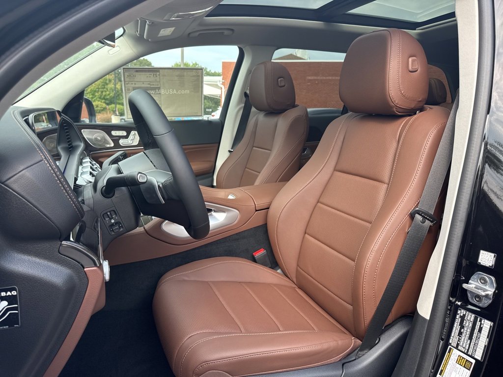 New 2026 Mercedes-Benz GLS 450 4MATIC image 19