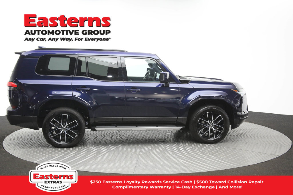 Used 2025 Lexus GX 550 w/ Accessory Package (2T) AWD/4WD image 49
