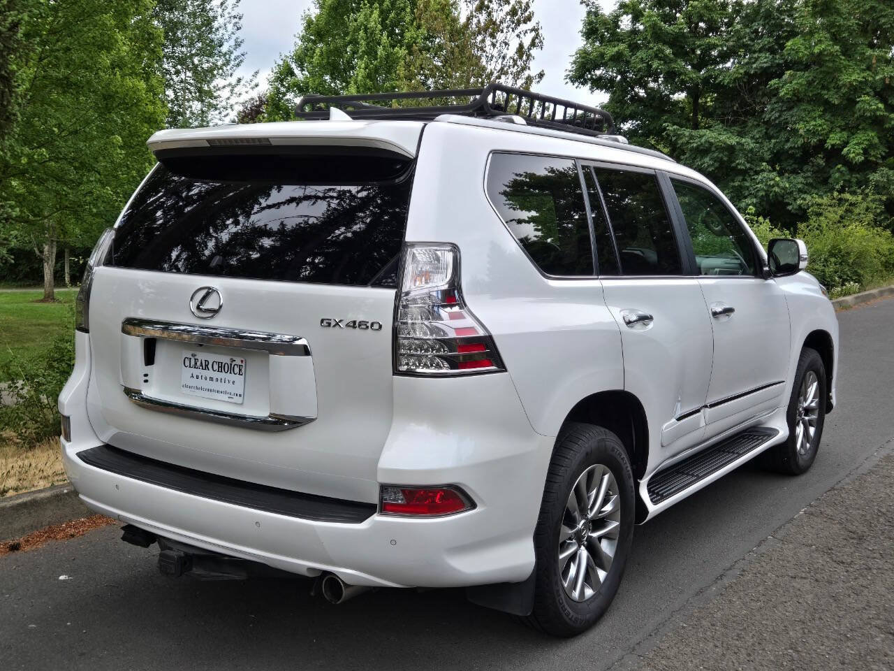 Used 2017 Lexus GX 460 Luxury w/ Preferred Accessory Package AWD/4WD image 1