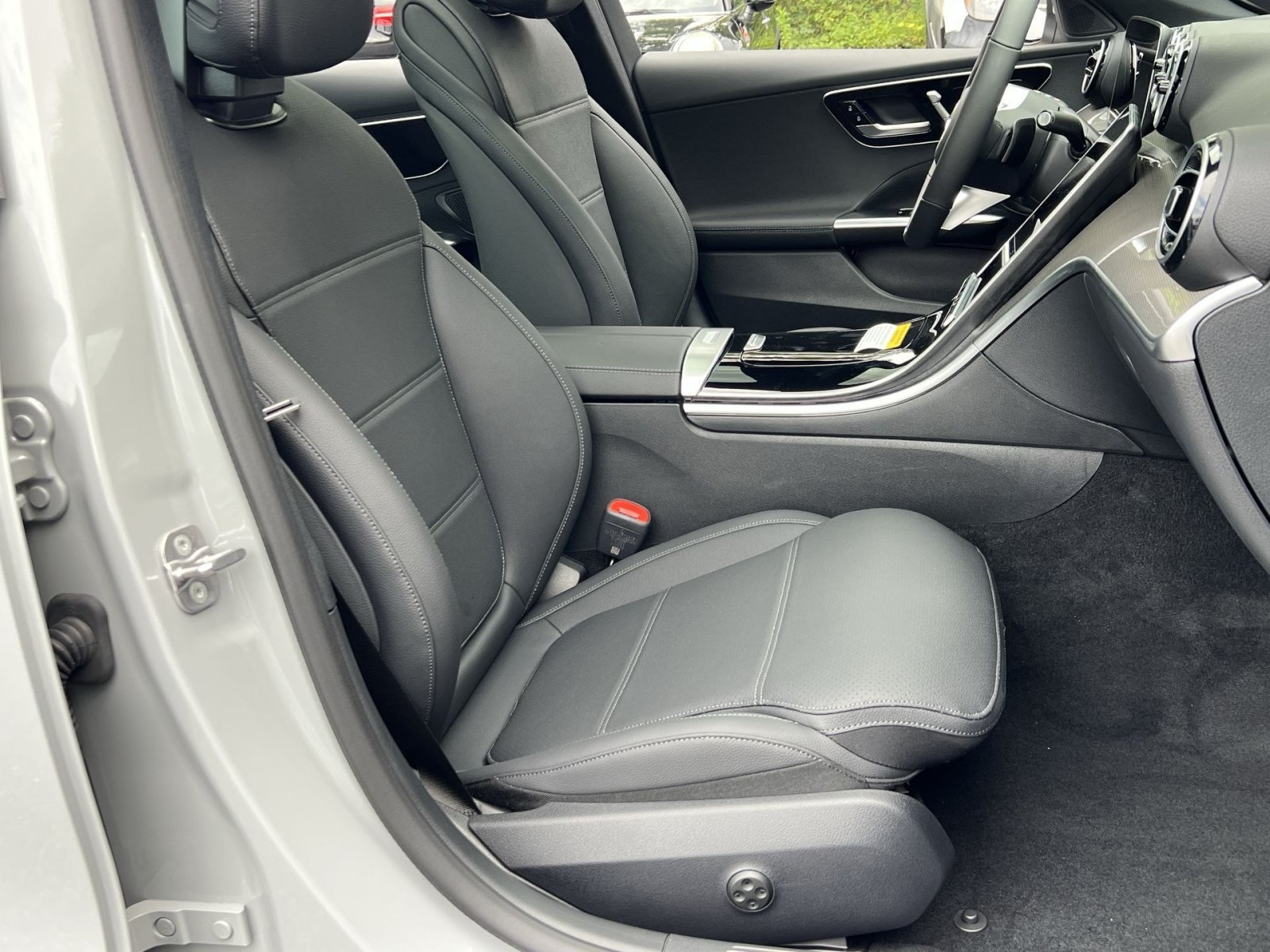 New 2026 Mercedes-Benz C 300 4MATIC Sedan image 33