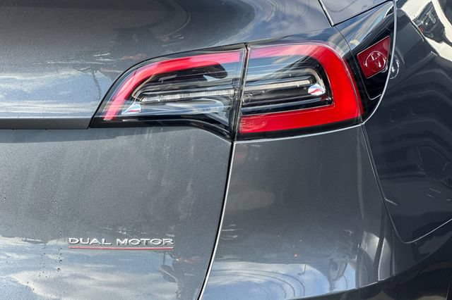 Used 2022 Tesla Model Y Performance AWD/4WD image 30