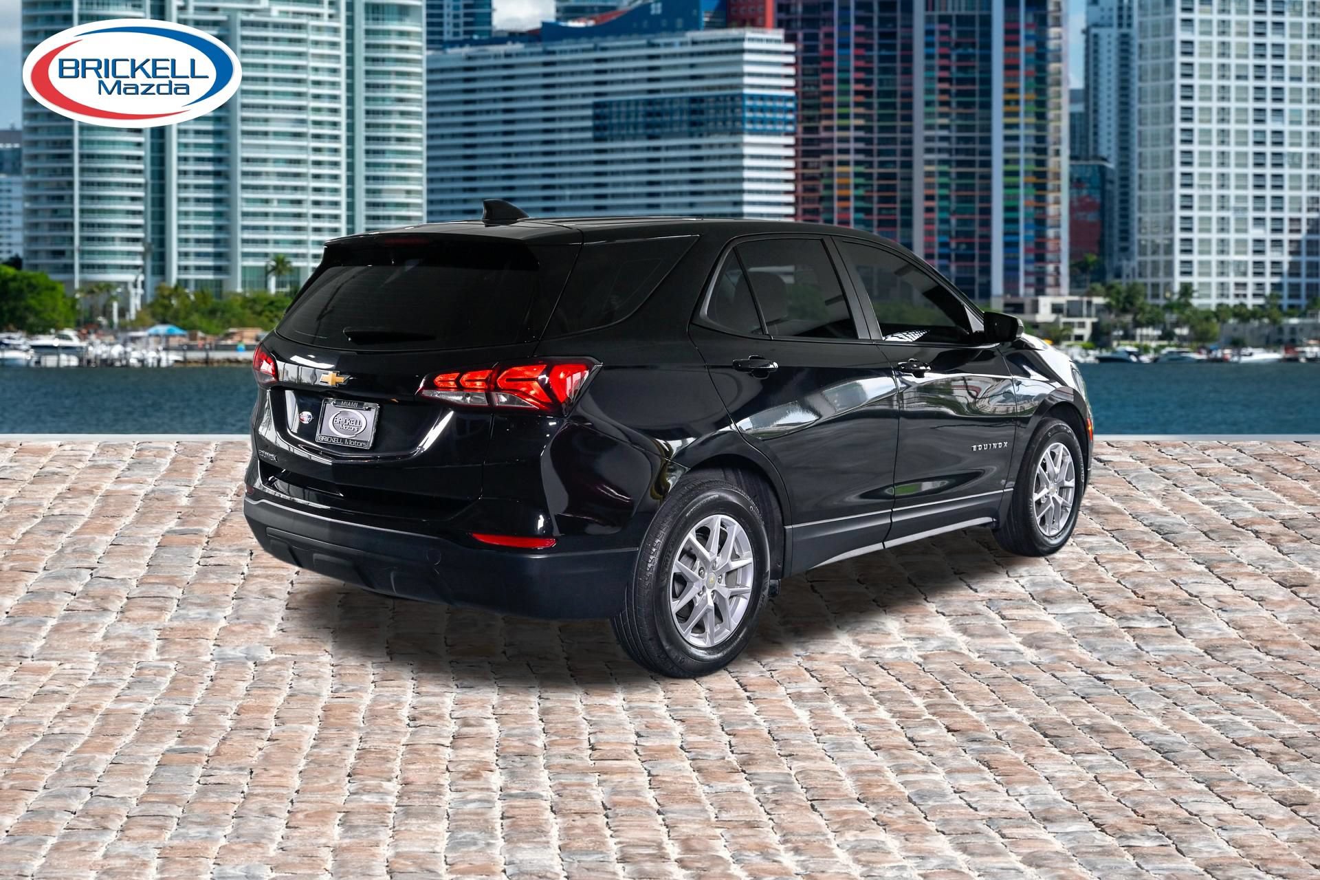 Used 2023 Chevrolet Equinox LS FWD image 5