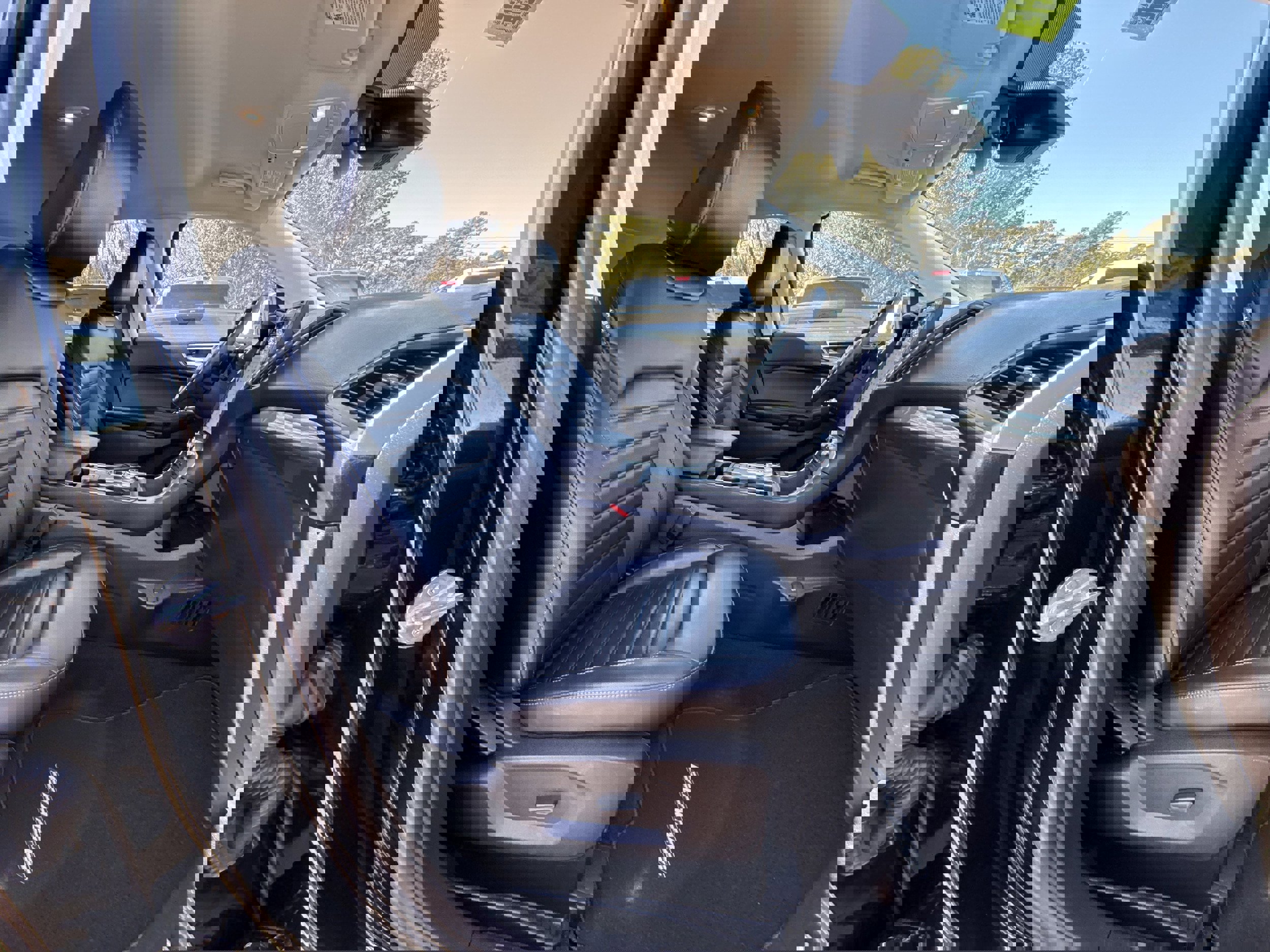 Used 2023 Ford Edge SEL w/ Convenience Package image 10