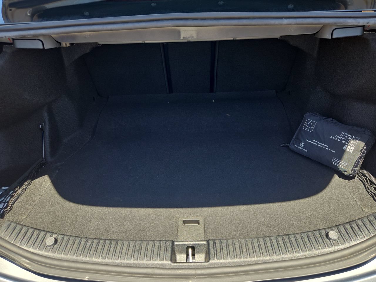 Used 2018 Mercedes-Benz C 300 Sedan image 12