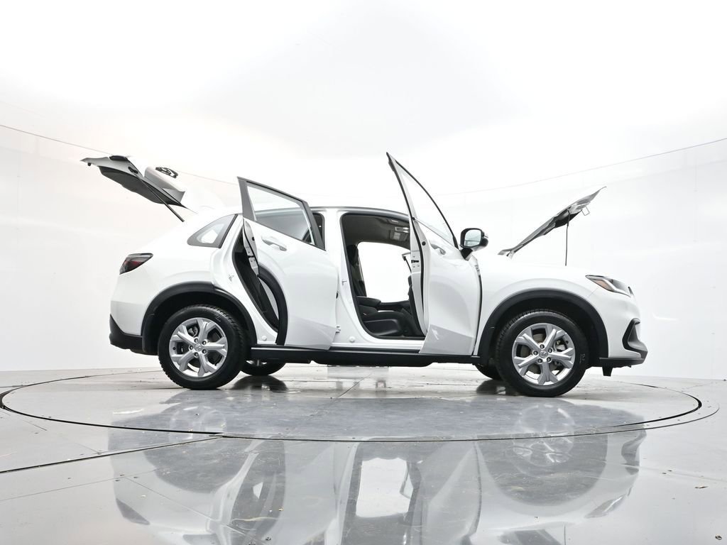 Used 2024 Honda HR-V LX image 43