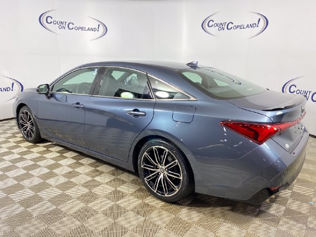 Certified 2022 Toyota Avalon Touring w/ Carpet Mat Package (TMS) FWD image 4