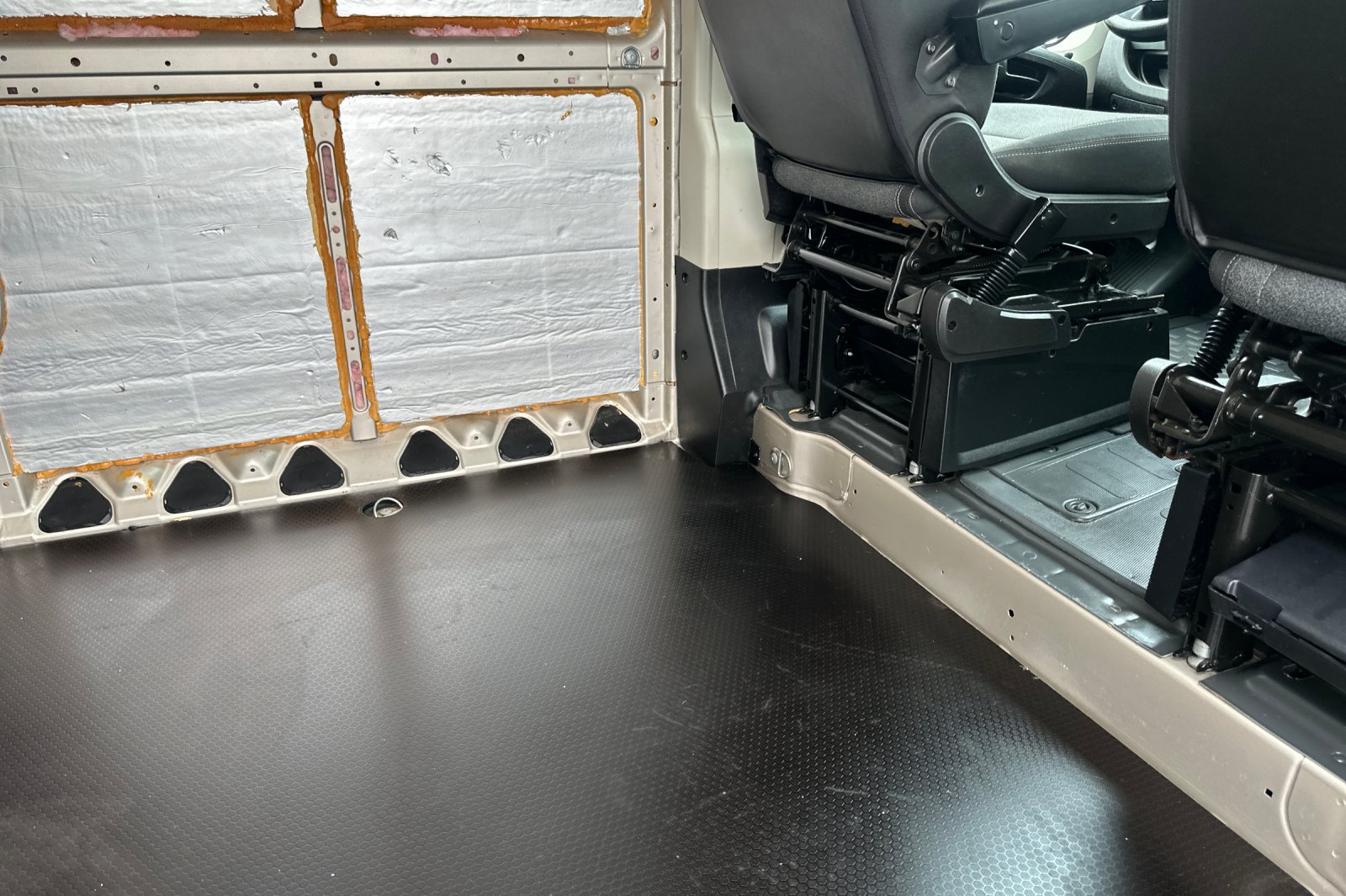Used 2017 RAM ProMaster 2500 w/ Mopar Trailer Tow Group FWD image 14