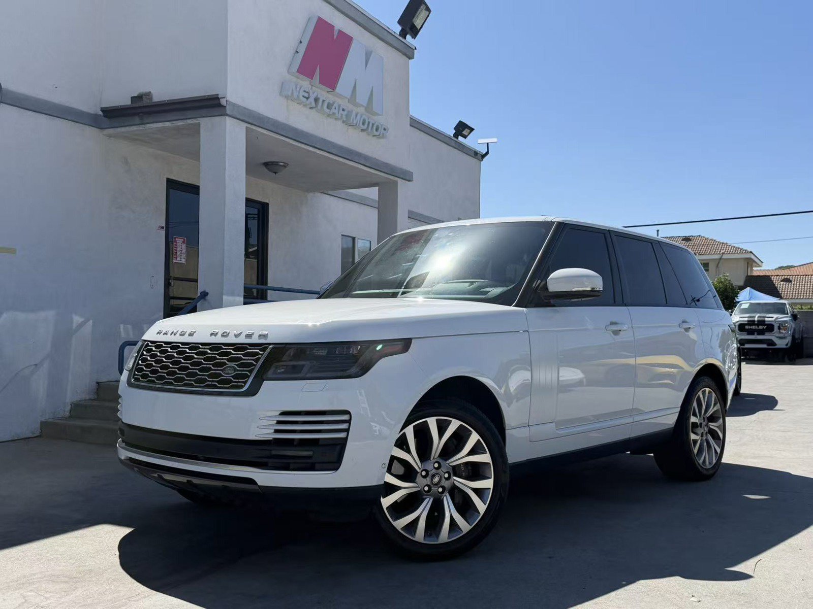 Used 2019 Land Rover Range Rover HSE AWD/4WD image 1