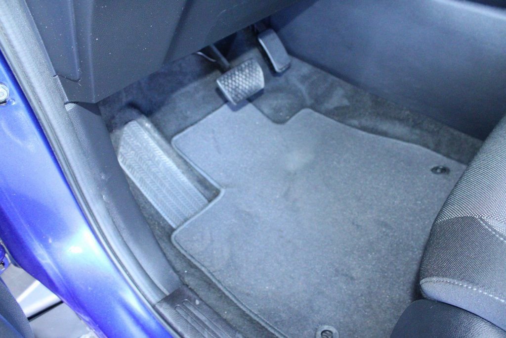 Used 2025 Honda CR-V LX image 21