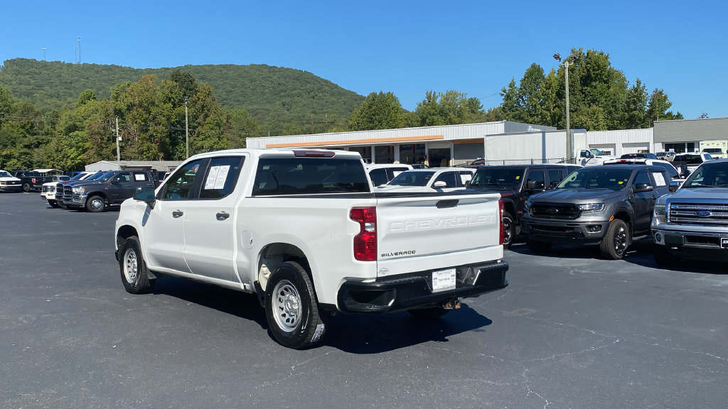 Used 2021 Chevrolet Silverado 1500 W/T w/ WT Value Package AWD/4WD image 7