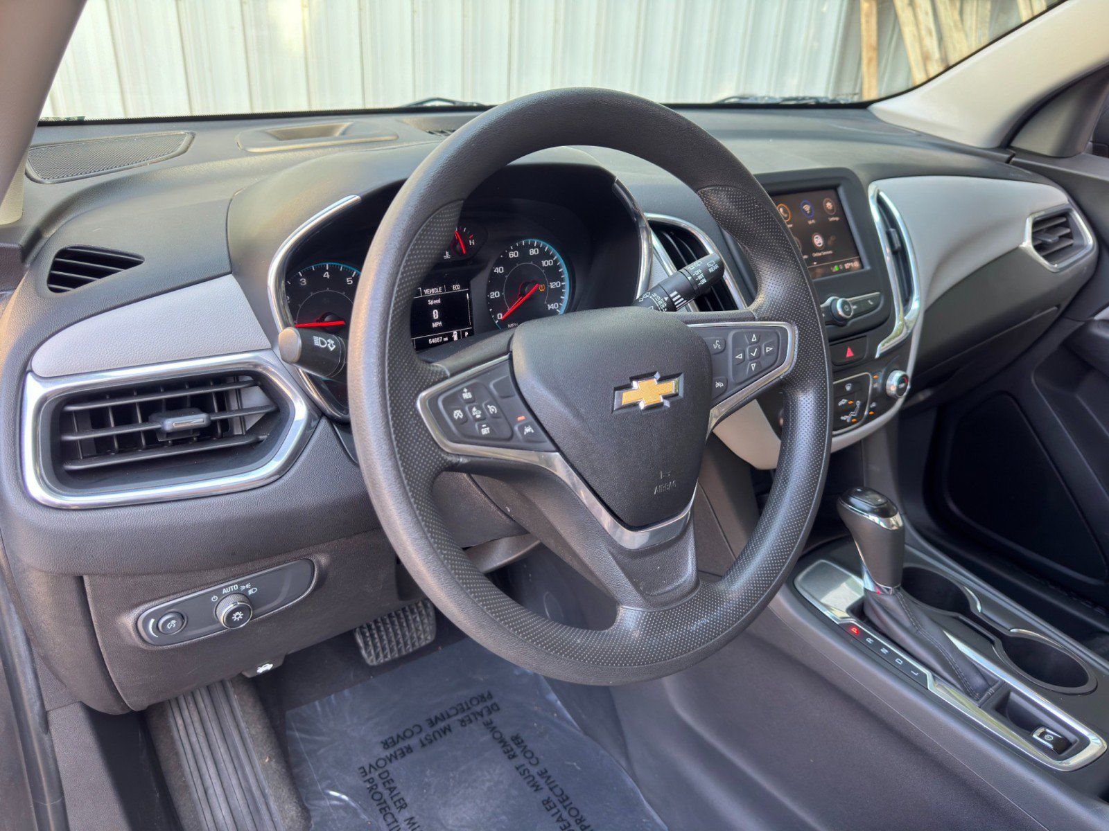 Used 2020 Chevrolet Equinox LS FWD image 11